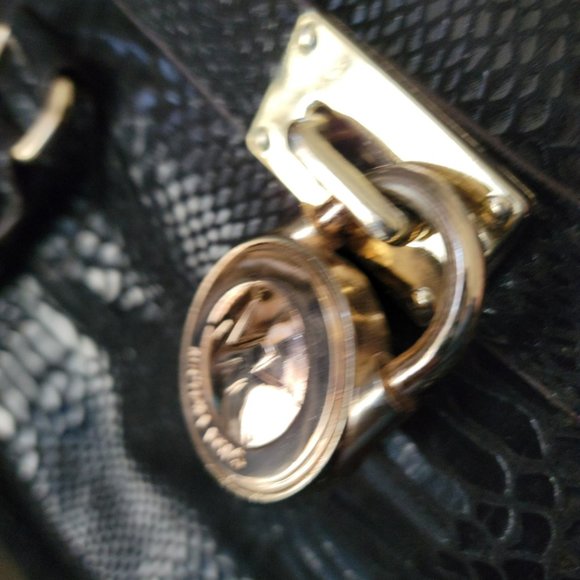 Michael Kors Hamilton Satchel Python Black and Gold Lock and Key - Picture 11 of 16